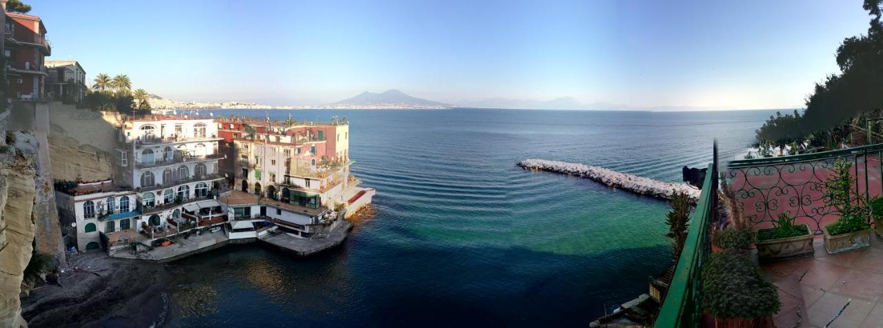 Apartamento Napoli Sospesi Tra Cielo E Mare Exterior foto